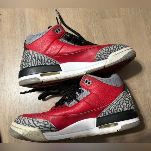 Nike 3 Retro Unite Fire Red 6 Youth red,gray,black,whitei - Picture 6 of 7